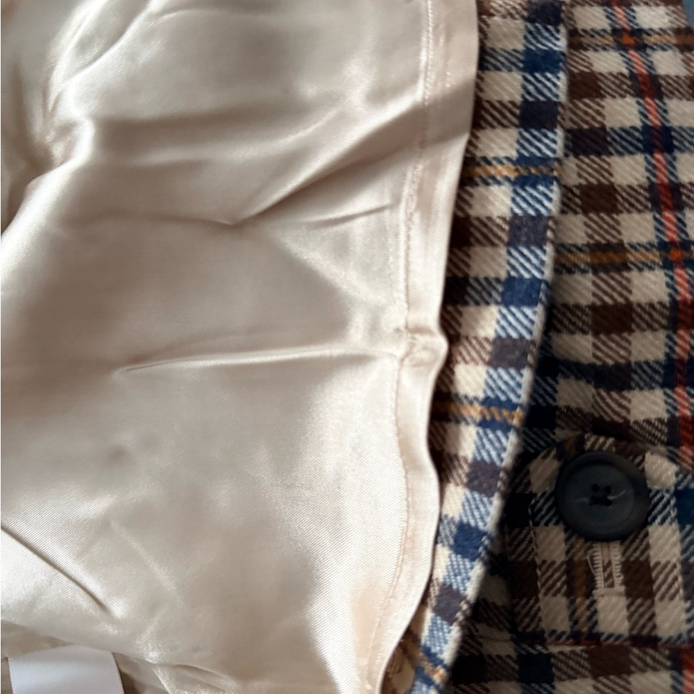 Banana Republic Plaid Mini Skirt - Cream and Blue wool blend. - Picture 5 of 5